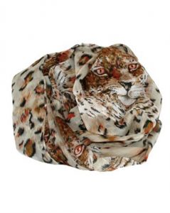 Beige tørklæder med smukke detaljerede leopardprint